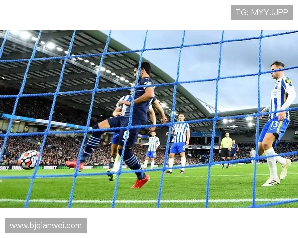 京多安的足球之路:从青涩小将到世界级中场的华丽蜕变 京多安的足球之路:从青涩小将到世界级中场的华丽蜕变