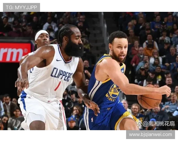 勇士与快船精彩对决央视回放全程回顾与分析