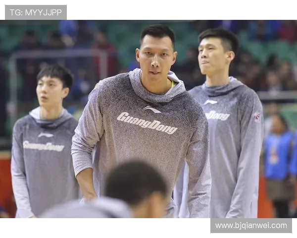 周鹏:从篮球场上的传奇到生活中的榜样,见证奋斗与坚持的力量 周鹏:从篮球场上的传奇到生活中的榜样,见证奋斗与坚持的力量