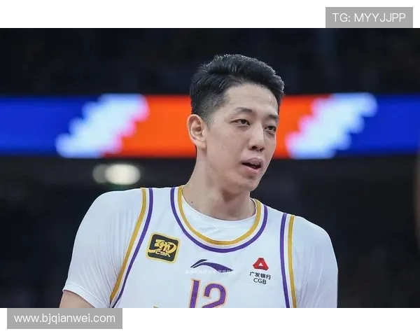 沈梓捷的篮球之路：从青涩少年到职业赛场的辉煌蜕变